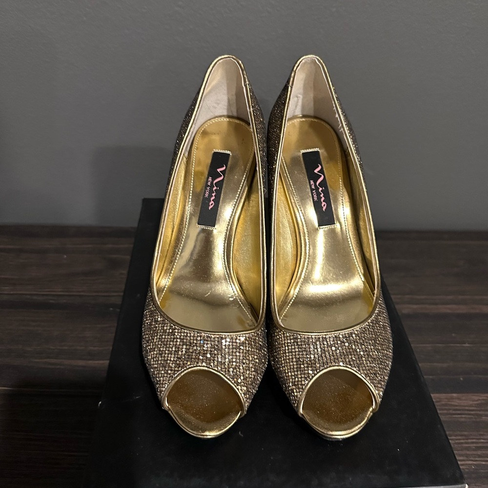 Nina gold metallic open toe heel